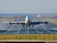 KLM: Парад низких цен в Европу Ньюкасл - Дерхем - Варшава - Хельсинки - Мускат