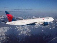Американец попытался покинуть самолет на высоте 9 тысяч метров